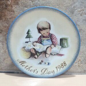 Schmid Hummel Mothers Day 1988 Young Reader Decorative Wall Hanging Plate